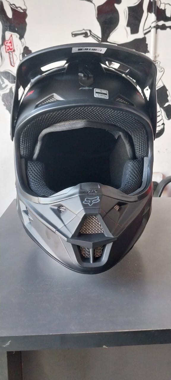 Fox V1 Matt Black