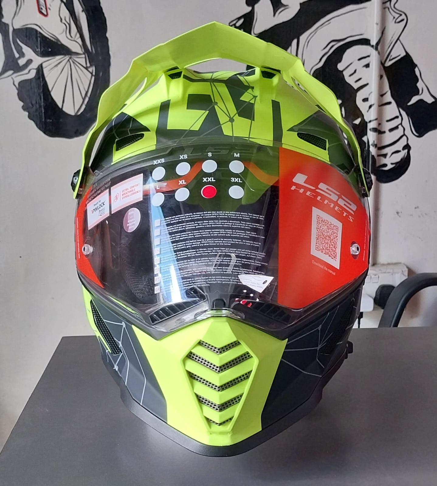 LS2 Pioneer Green Black