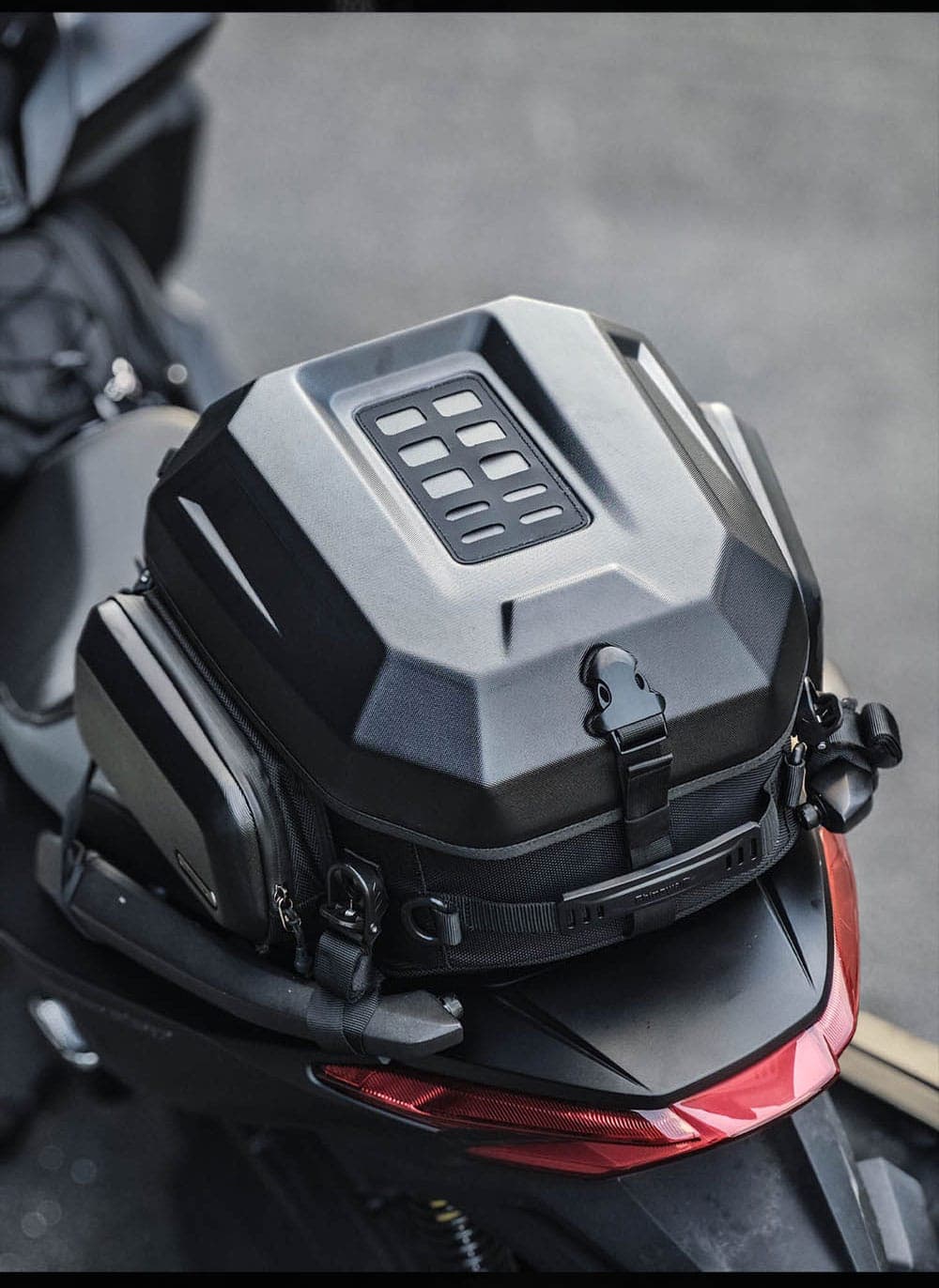 Rhino walk Hard Shell Motorcycle Tail Bag with Expandable