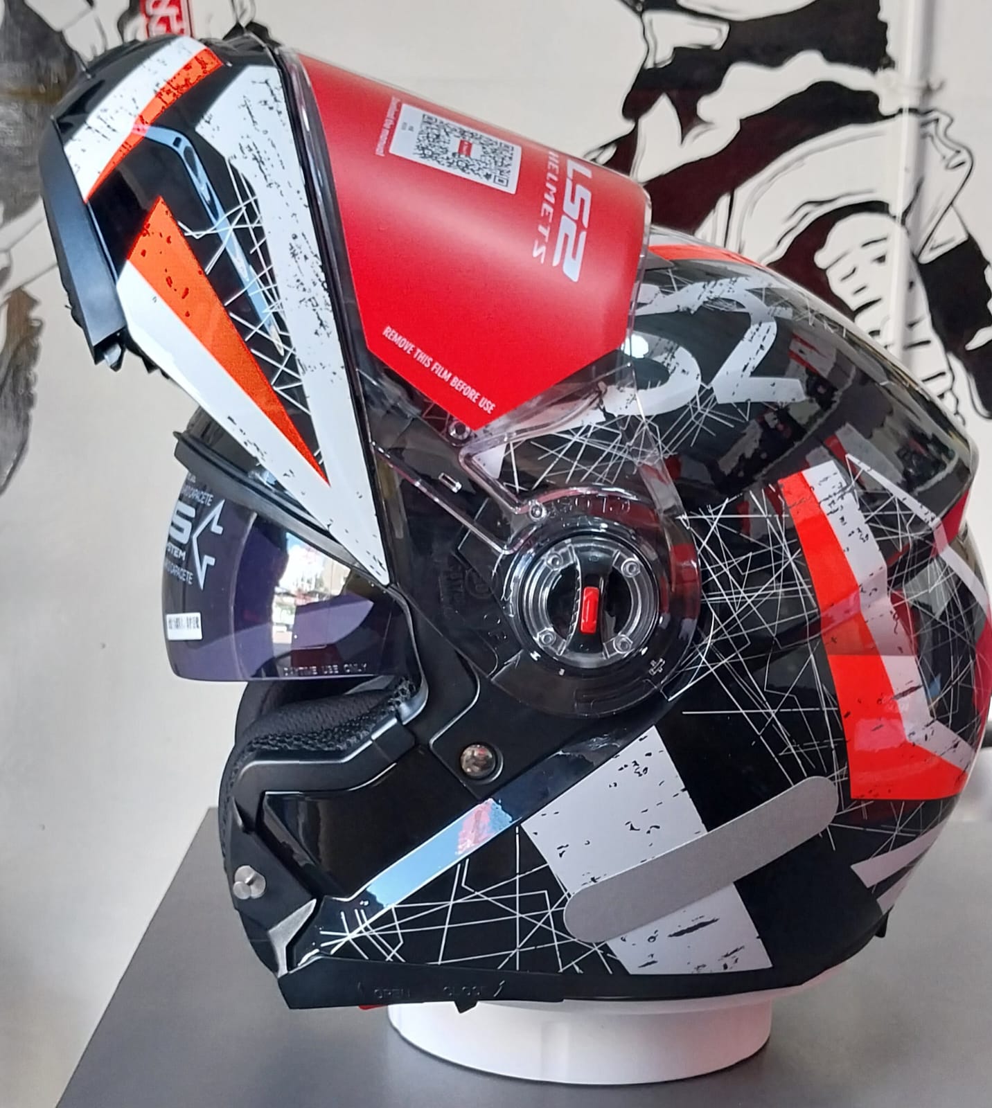 LS2 Modular Red Black White - 4dc4bc45-4d65-4107-bc7f-dcd018b1b8f5.jpg | Premium Motorcycle Gear Kenya