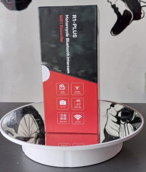 R1 Video Helmet Intercom - 89f7bcc6-a492-4261-98a3-50ddfb910558.jpg | Premium Motorcycle Gear Kenya