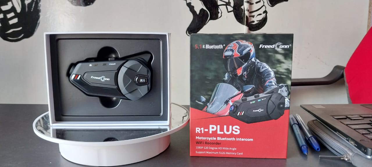 R1 Video Helmet Intercom - Freedconn | Intercom