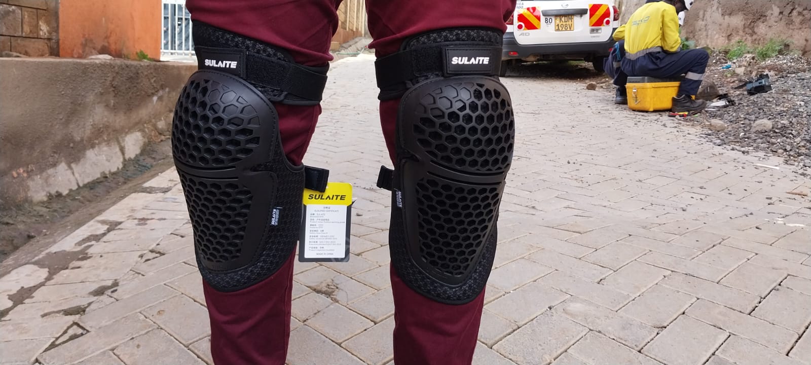 Sulaite Honey Comb Knee Guard - cb3056a7-9ae3-4532-9d22-8a9122fd931a.jpg | Premium Motorcycle Gear Kenya